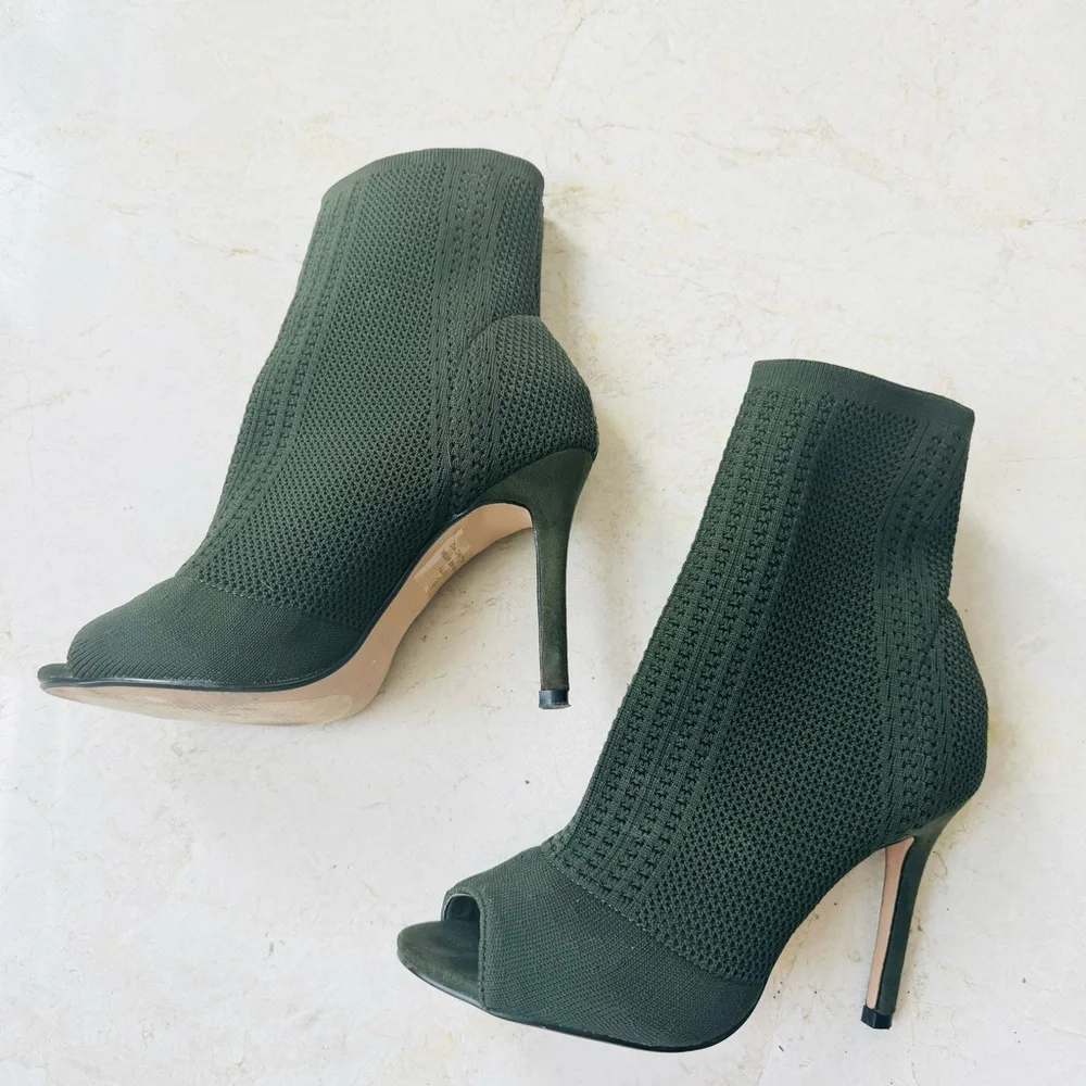 Catherine Malandrino Green bootie/ankle boots size 8